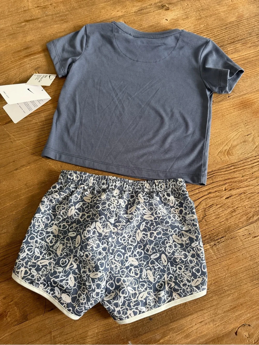 Nike Kids Girls Blue White Red Athletic Shorts T Shirt Set Size 5 NWT
